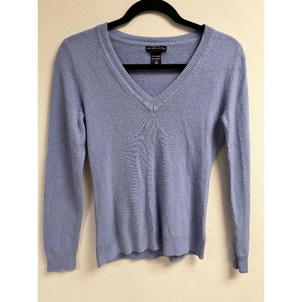 New York & Company Womens Periwinkle V-Neck Sweater Blue Small 100% Acrylic